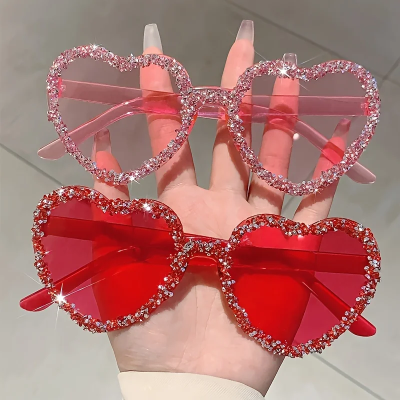 

Heart Shaped Frameless Rhinestone Decoration Glasses Fashionable Red Glasses for Women Suitable Masquerade Parties Festivals