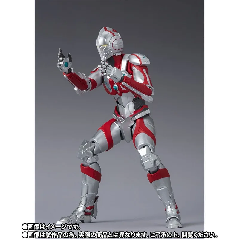 Oryginalna oryginalna Bandai Anime Ultraman SUIT ZOFFY animacja SHF zabawki modele postaci prezenty kolekcjonerskie ozdoby dla dzieci