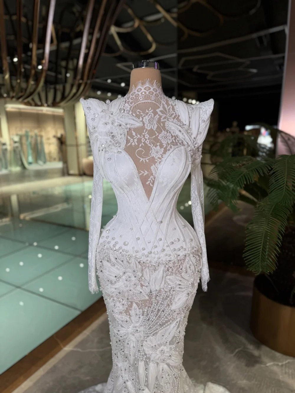 Handmade Floral Pearls Wedding Dress Elegant Lace High Collar Bridal Gown Customzied Glamorous Mermaid Long Dresses For Bride
