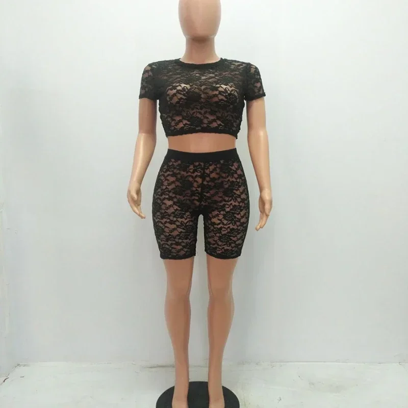 Set da due pezzi trasparente in pizzo floreale nero sexy, completo da club per donna, top corto e pantaloncini per feste di compleanno, novità in set coordinati