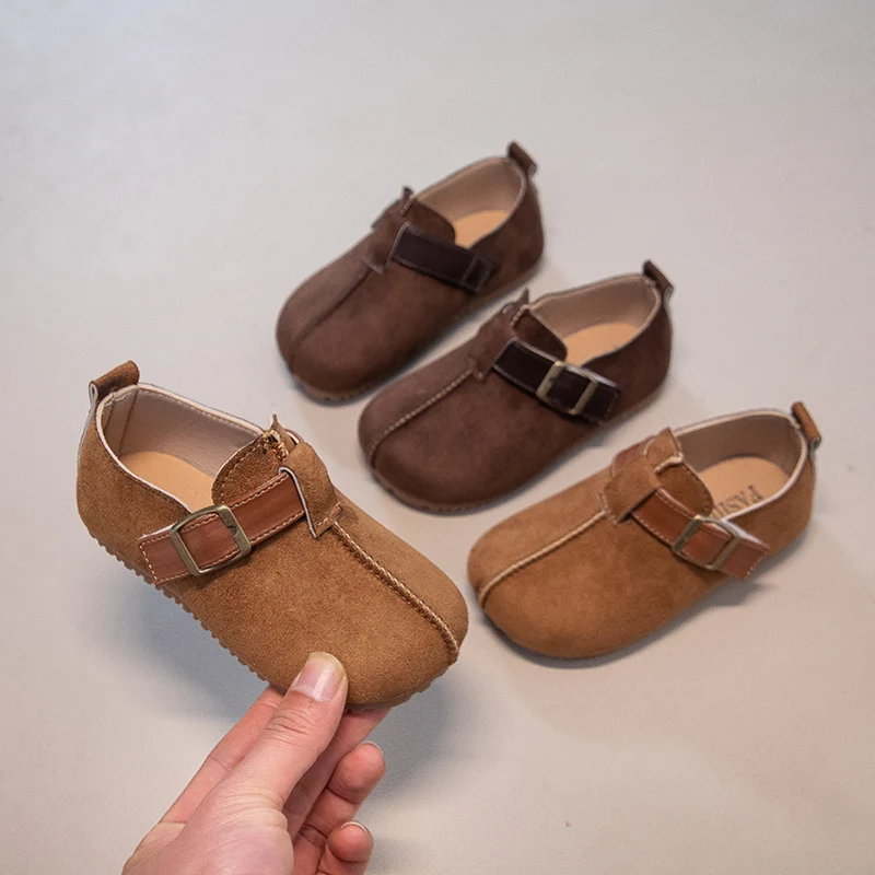 Toddler Girls Suede Leather Shoes with Buckle 2026 New Spring Kid Walking Shoes Soft Sole Comfort Retro Style Barefoot Moccasins