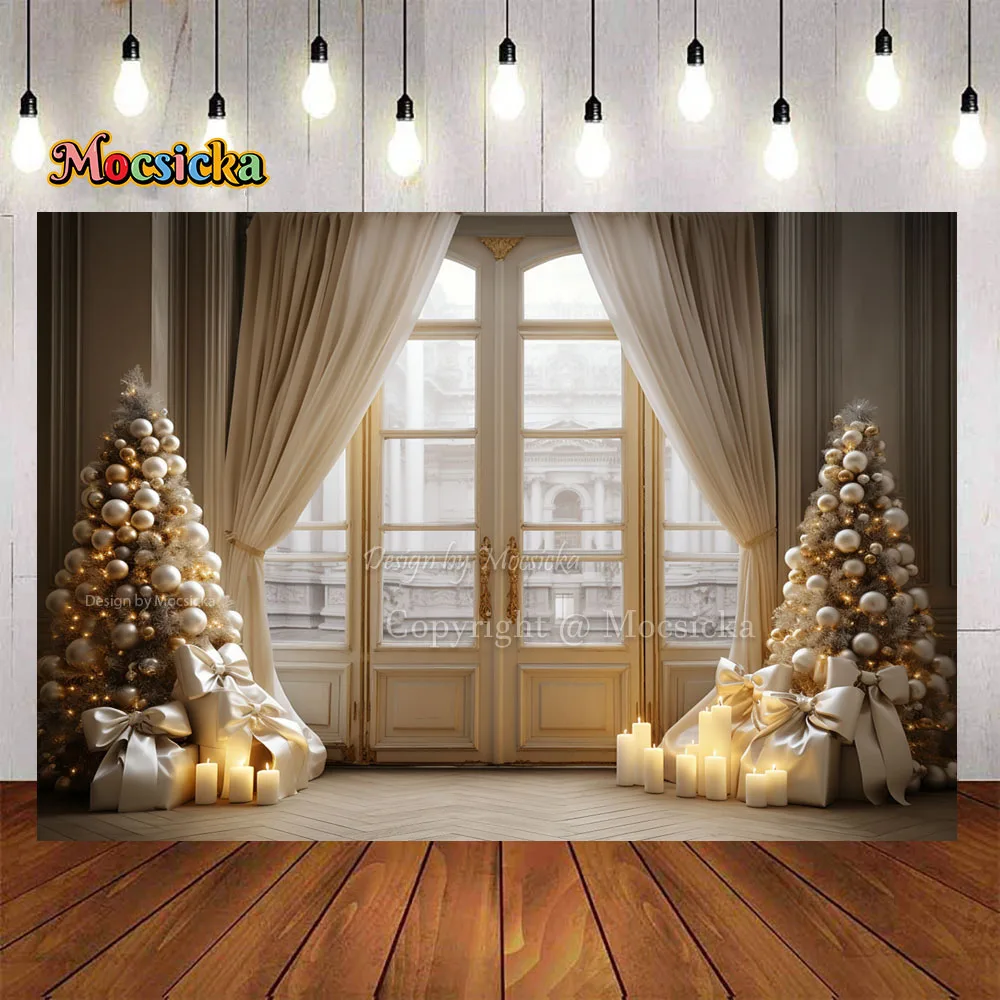 الذهبي شجرة عيد الميلاد ديكور السنة الجديدة غرفة خلفية الشموع الستائر الهدايا النوافذ خلفية كشك الاطفال صورة استوديو الصور