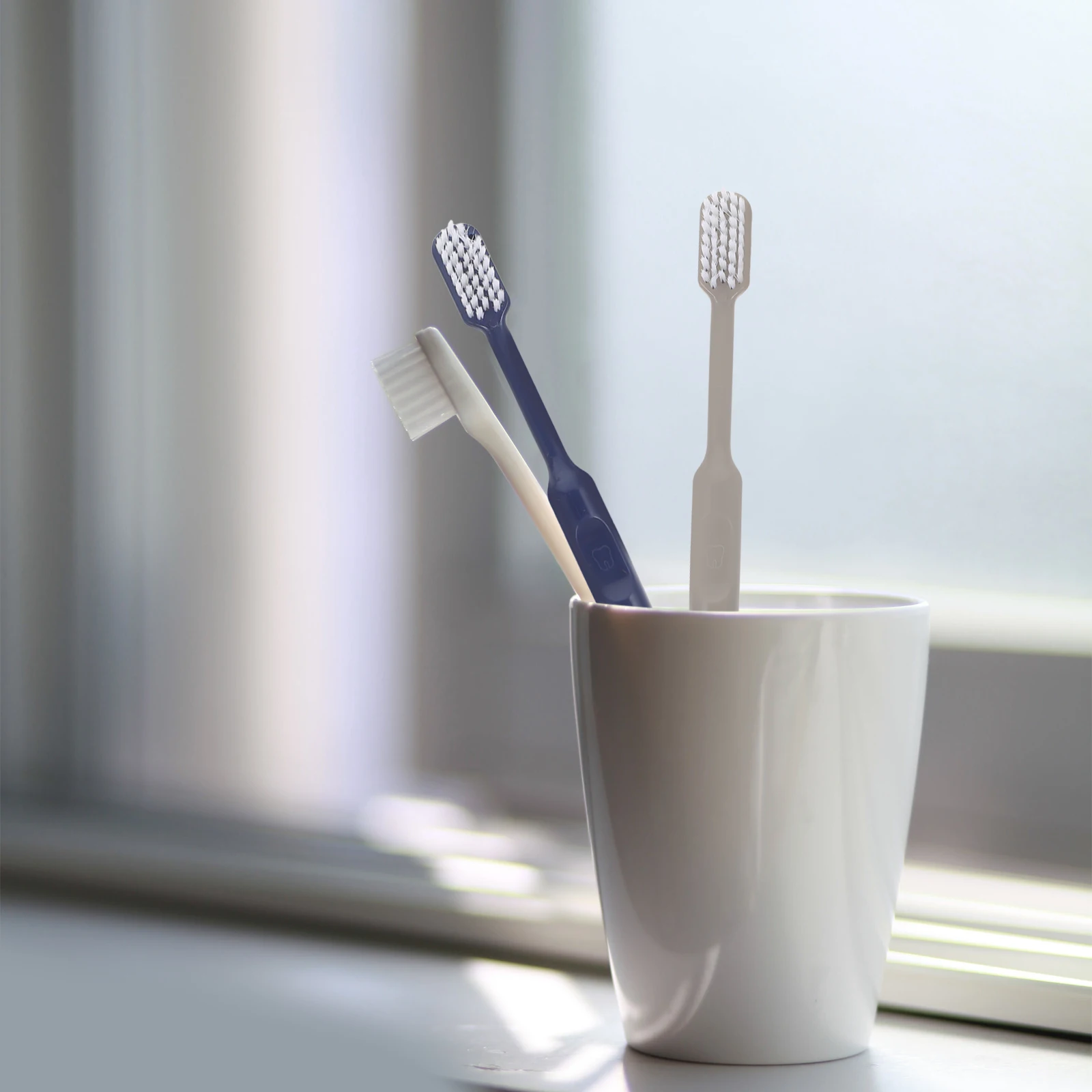 

4pcs Soft Bristles Toothbrush for Adults Gentle Cleaning Tool Household Travel Use H held Brush