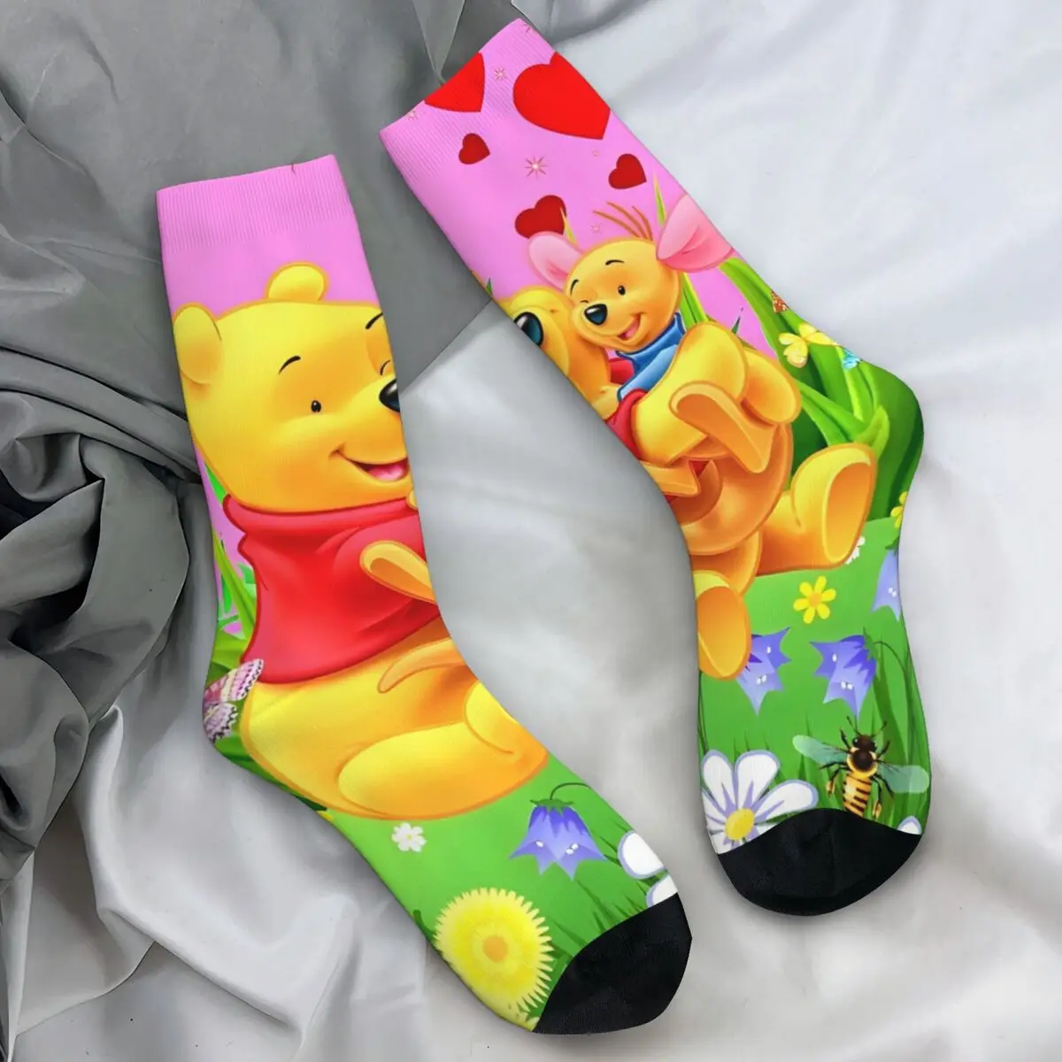 Winnie Pooh kaus kaki kartun beruang uniseks, kaus kaki lembut Medium musim gugur motif kartun untuk pria dan wanita