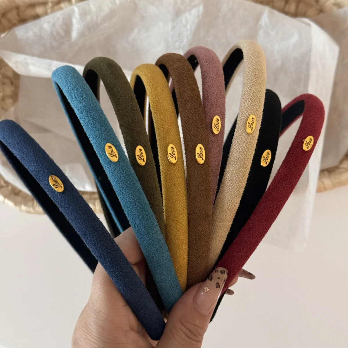 1Pcs Samt Textur Feine Haar Hoop Multi Farbe Einfache Liebe Logo Haar Hoop frauen Täglich Vielseitige Kopfbedeckung haar Bands – Detail 1