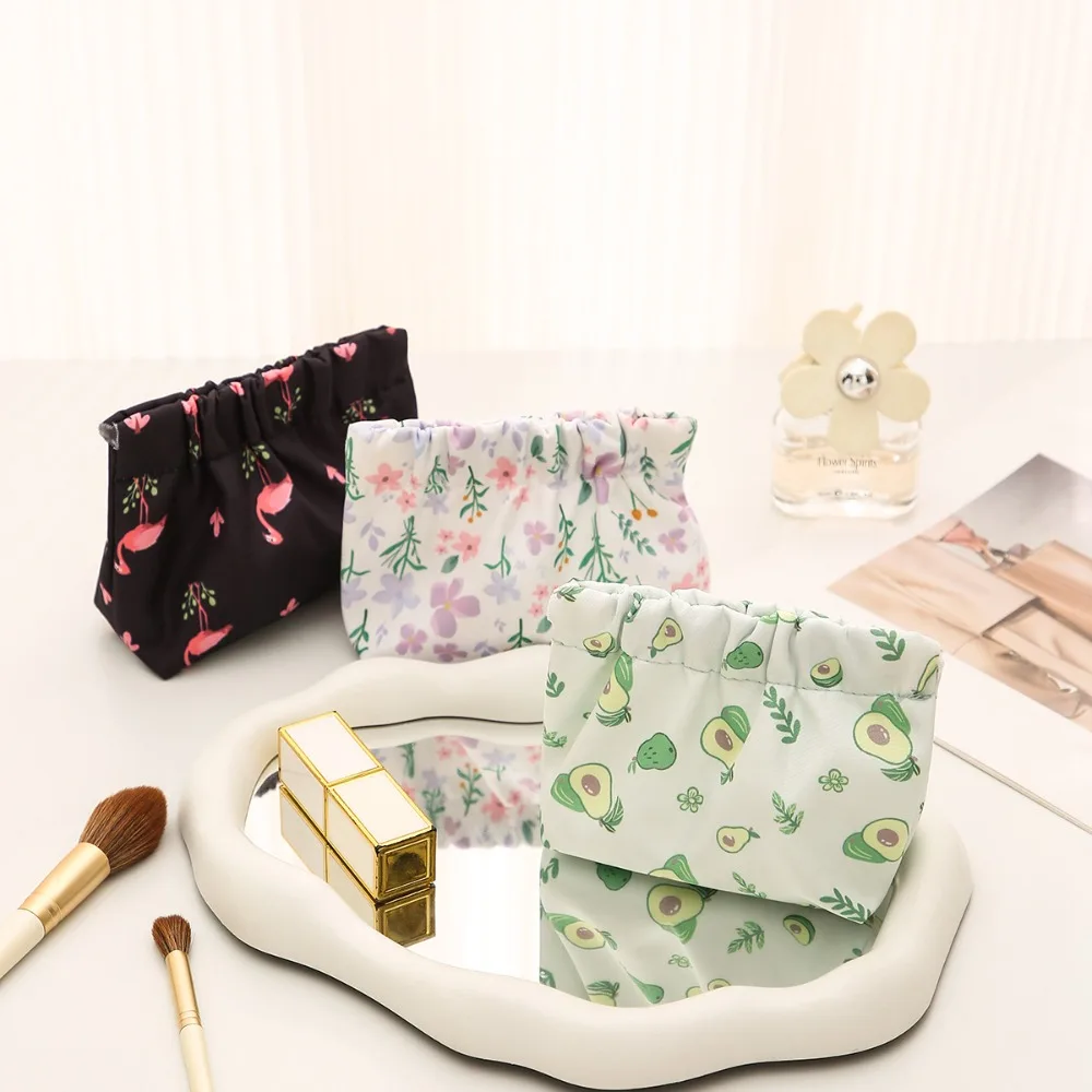 1pc Spring-Loaded Storage Bag, Portable Lipstick Cosmetic Pouch, Data Cable & Key Organizer for Travel