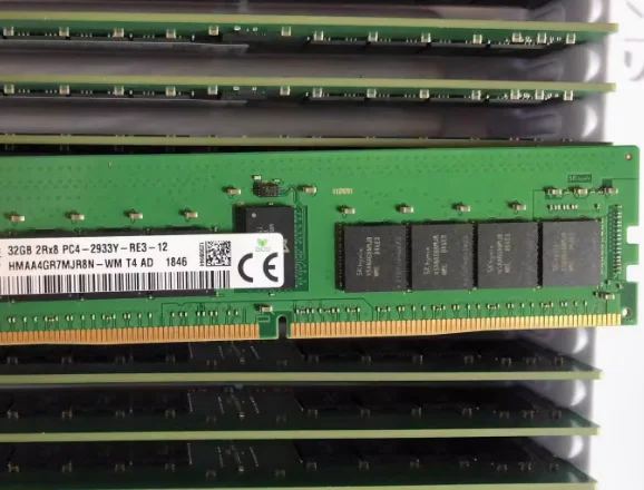 

1pcs for HMAA4GRMJR8N-WM DDR4 32G 2Rx4 PC4-2933Y server memory