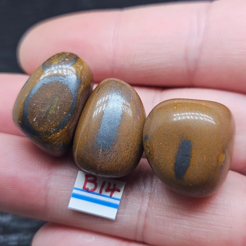 Natural Iron Tiger Eye Energy Chakra Stone Garden decoration