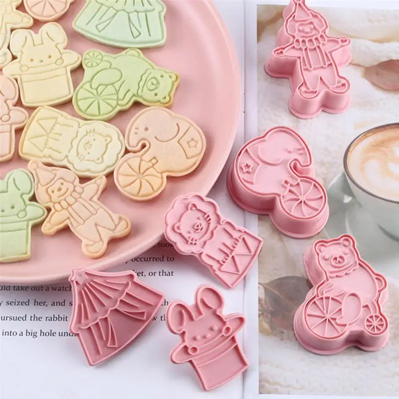 6Pcs Circus Lion Cookie Cutters Plastic Biscuit Mold Biscuit Fondant Cutters Circus Animals Baking Molds Birthday Cookie Cutters