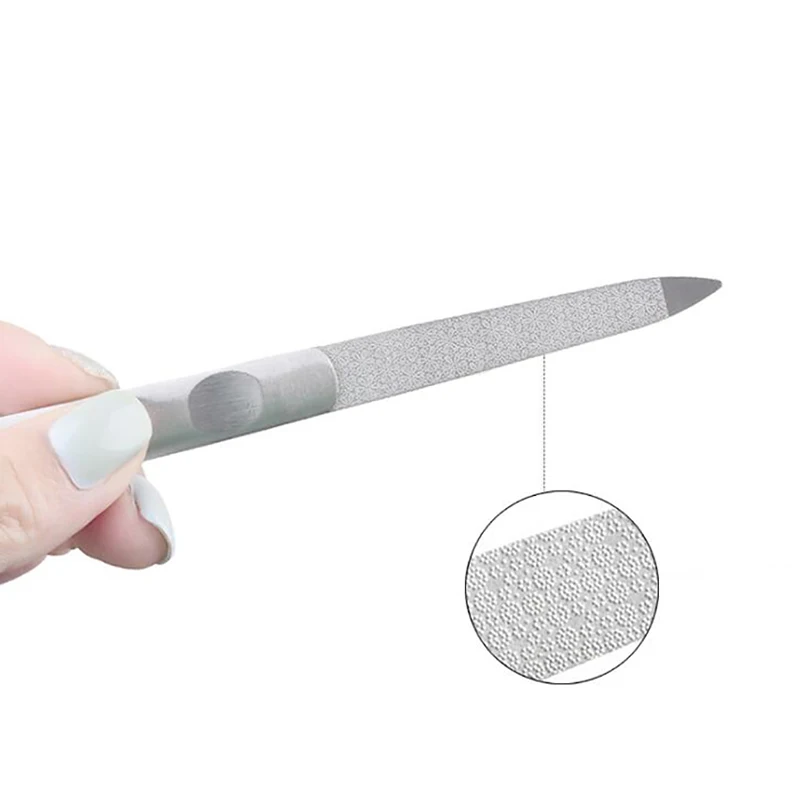 ملف الأظافر الفولاذ المقاوم للصدأ مع مقبض مضاد للانزلاق مزدوج الوجهين أظافر مرصعة بالألماس ملف الأظافر مانيكير الملفات بسهولة للرجال والنس...