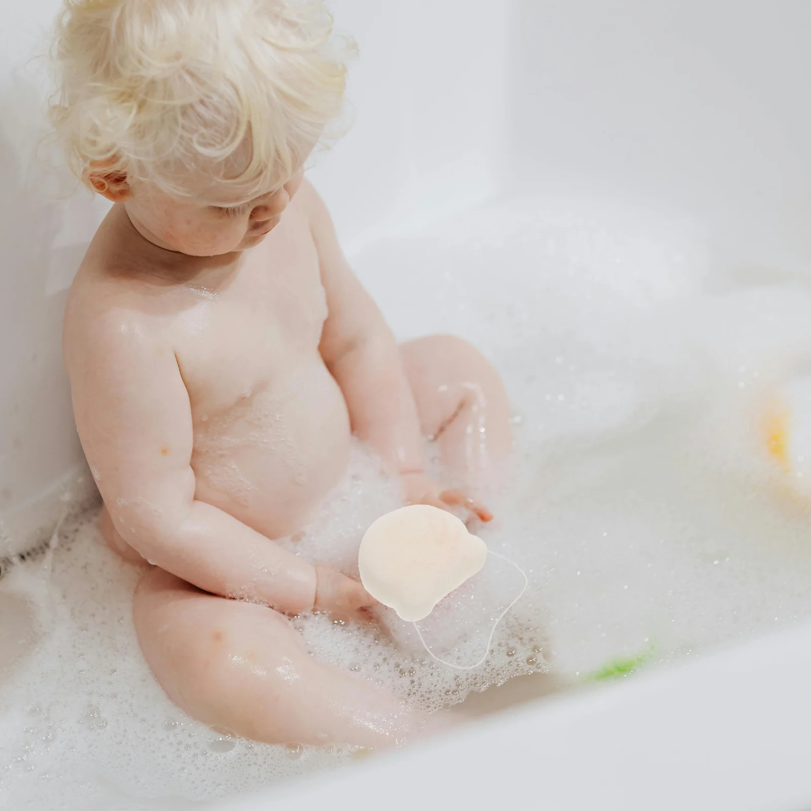 

Мягкая детская губка для ванны, нежная муслиновая губка для новорожденных, детские принадлежности для ванны, насыщенная пена, безопасное использование для кожи головы