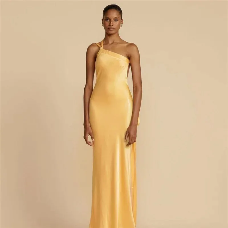 Abito da donna con lacci in raso giallo senza schienale elegante abito lungo senza spalline con spalle scoperte, abito da Club per feste da donna nuova estate