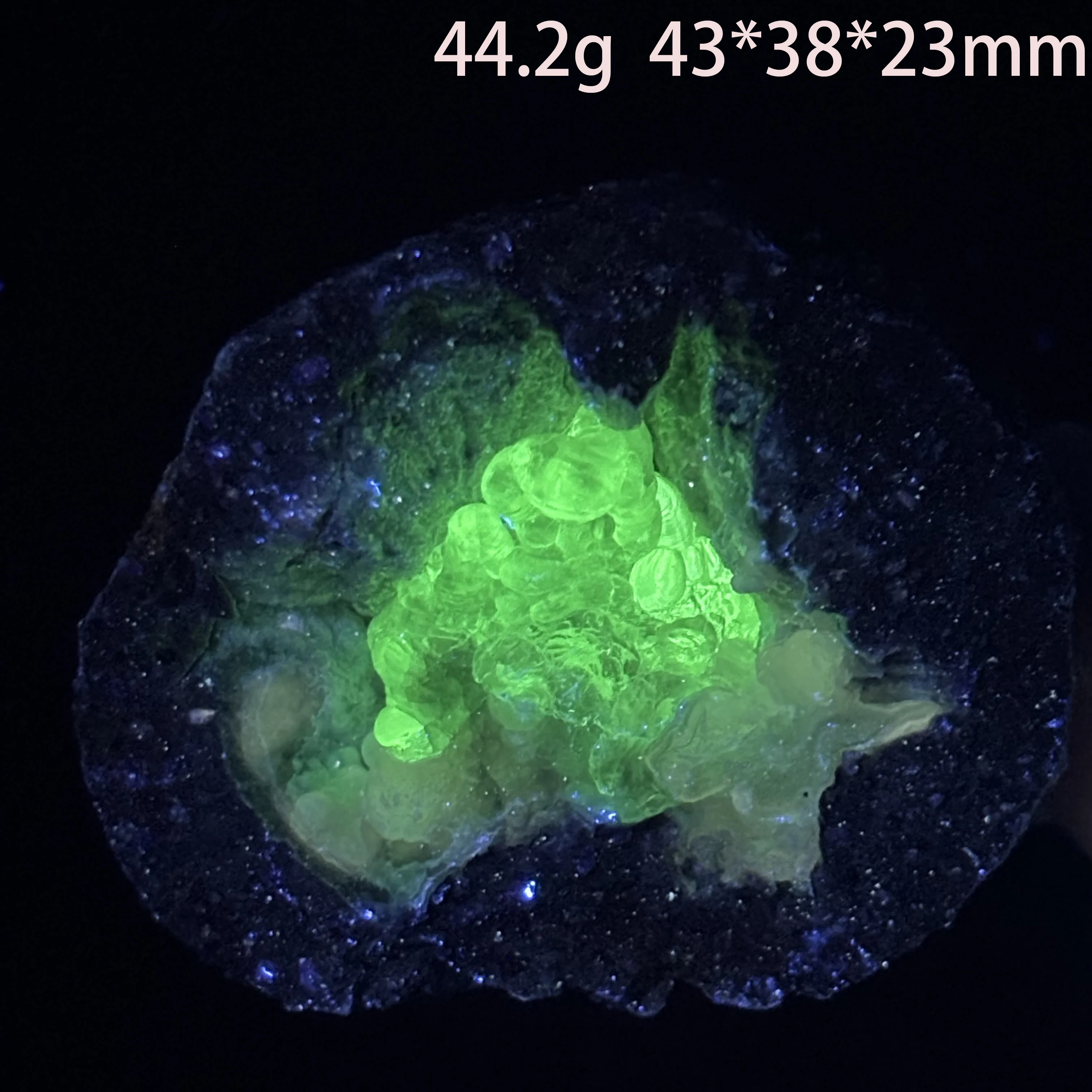 Natural Raw Quartz Hyalite Crystal Stone Fluorescence Effect Mineral Specimen Rock Home Decoration Gift, Healing A1-1-7