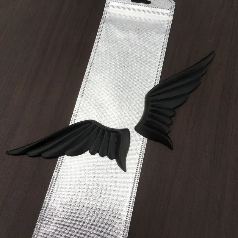 1Pair 3D Metal Angel Hawk Wings car Emblem Badge stickers Decal Car motorcycle Sticker golden for Universal Cars Motorcycle