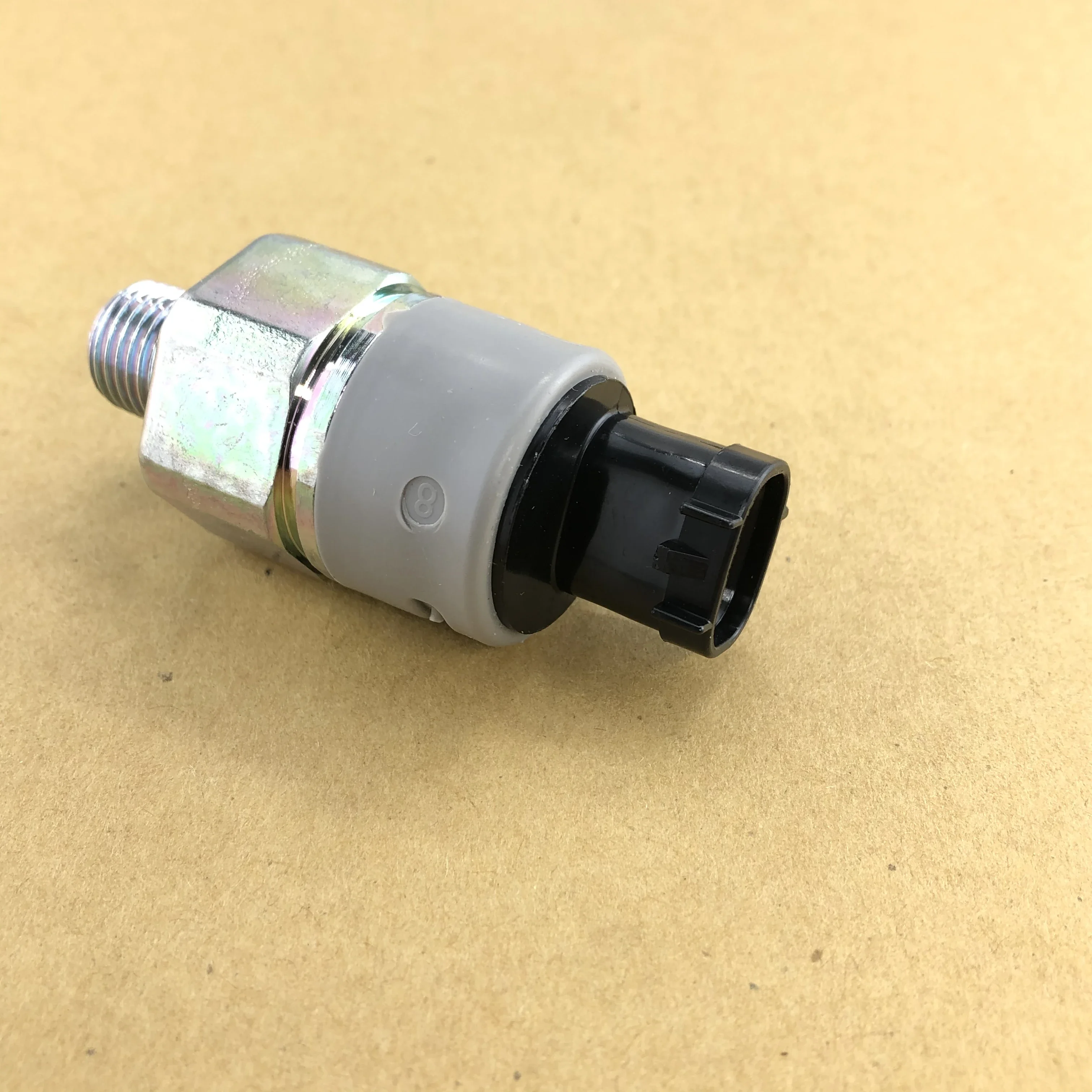 Conjunto de interruptor de sensor HINO700 S8338-02311