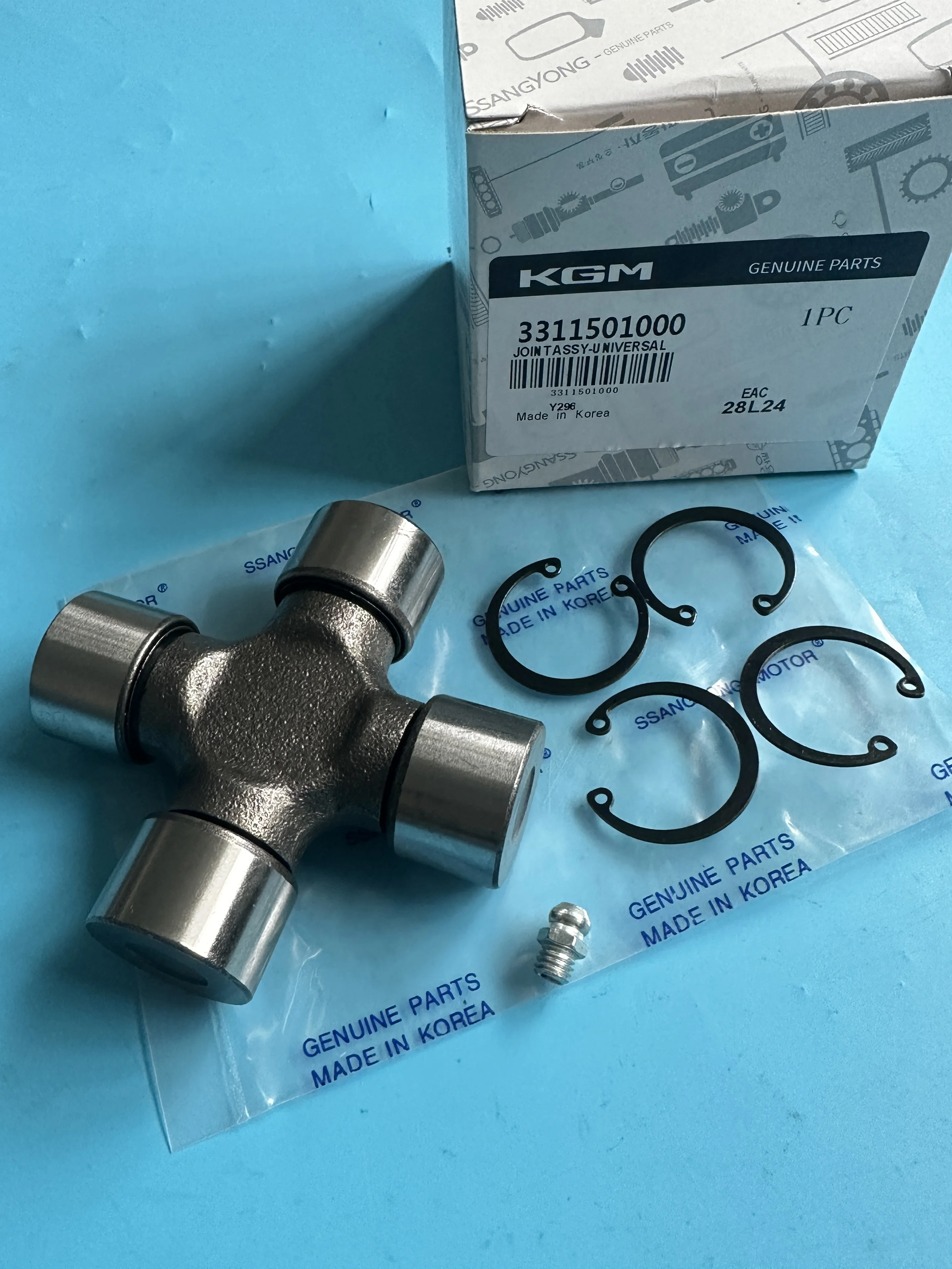 

Universal Joint Assy 3311501000 For Ssangyong Actyon Kyron Actyon Sports Rexton Rodius/Stavic Musso Sports