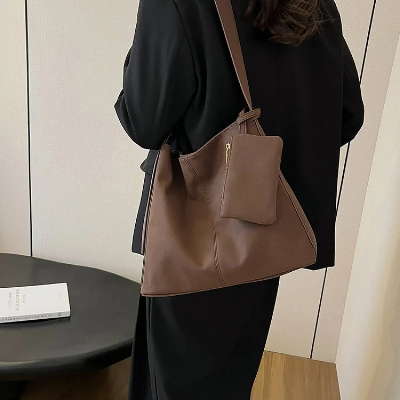 

Trendy Elegant Leather Tote Messenger Bag Solid Color For Women High-End Minimalist Paris Design