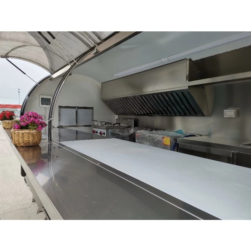 Customized Round Food Truck EU Standard Mobile Catering Trailer Sturdy Outdoor Food Cart Practical Mobile Food Trailer