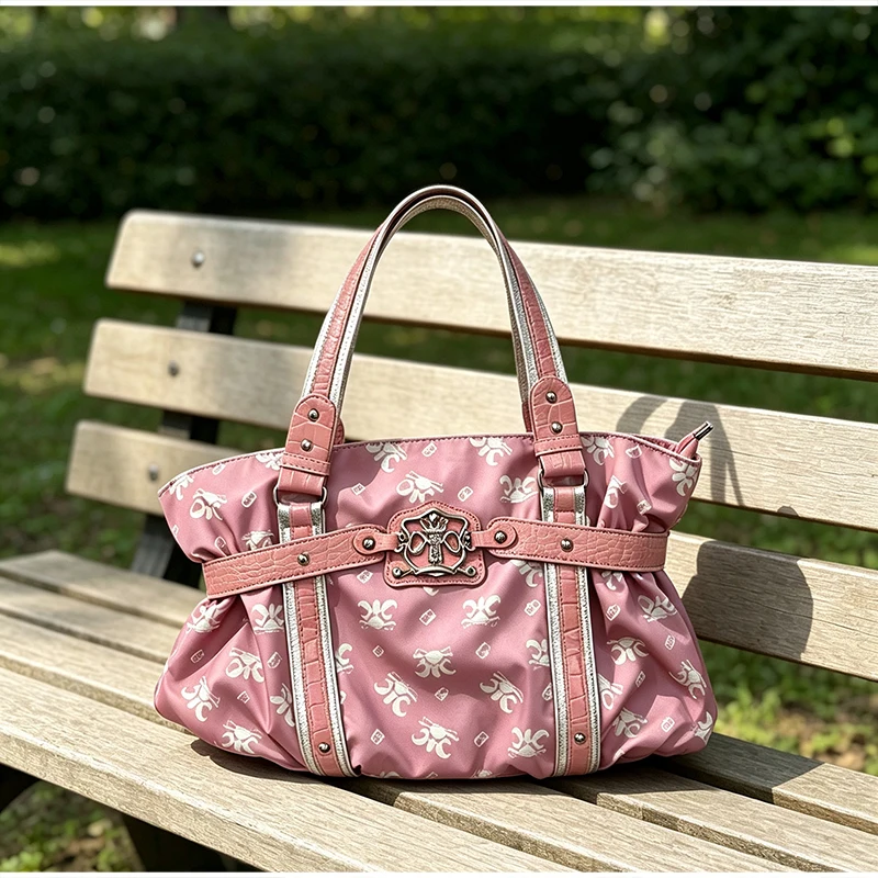 Koreanische Y2K-Style-Schultertasche, süßes, trendiges Design mit rosa Aufdruck, Damen-Tragetasche, Vintage-Nieten-Dekor, leichte, gerüschte Handtasche für den Alltag – Detail 17