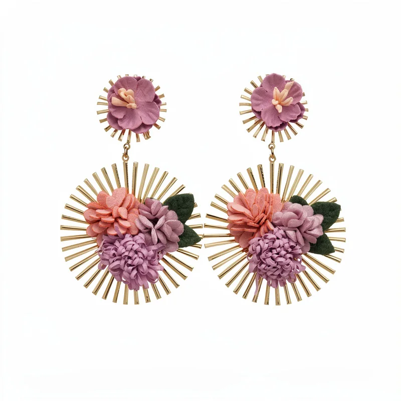 Stoffkunst-Blumen-Ohrringe mit Silbernadel, schlichte, süße, frische Ohrringe mit edlem Touch. – Detail 5