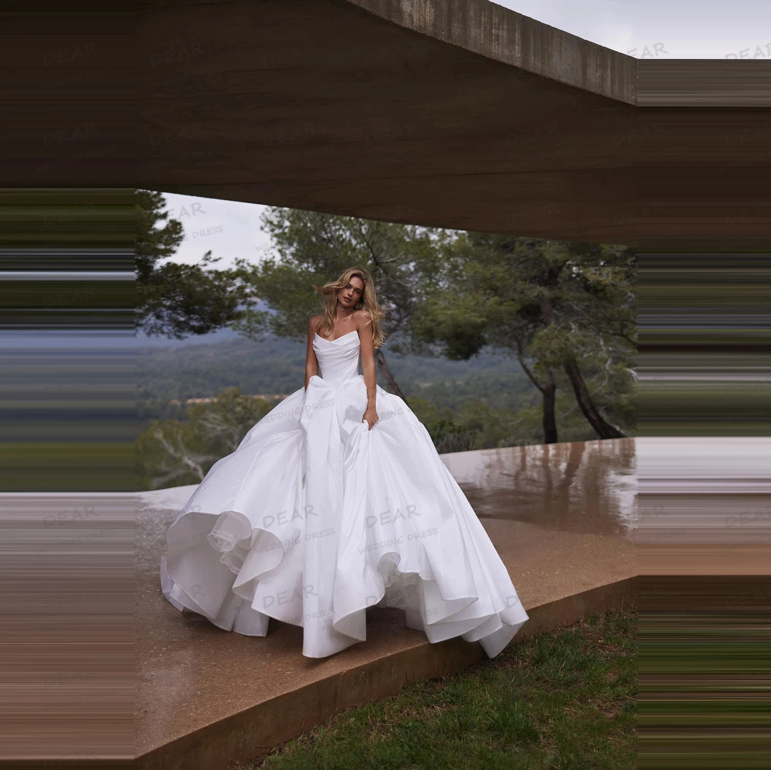 

Simple Fluffy Wedding Dresses A Line Women Pleat Satin Bride Ball Gowns Sleeveless Backless Formal Vestidos De Novia Customized