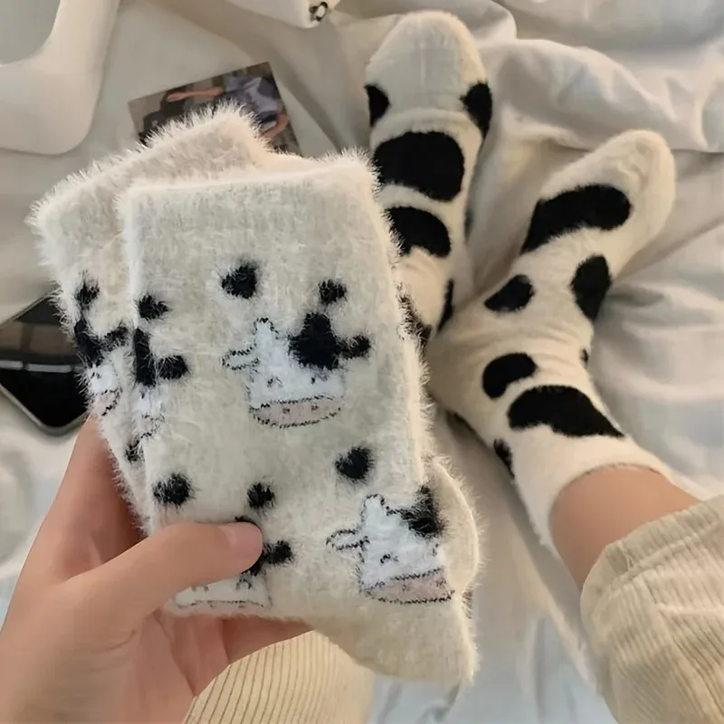 1 Pairs Cute Cow Spots Print Socks Thickened & Warm Coral Fleece Socks Women's Stockings & Hosiery Mid Tube Socks Warm Winter