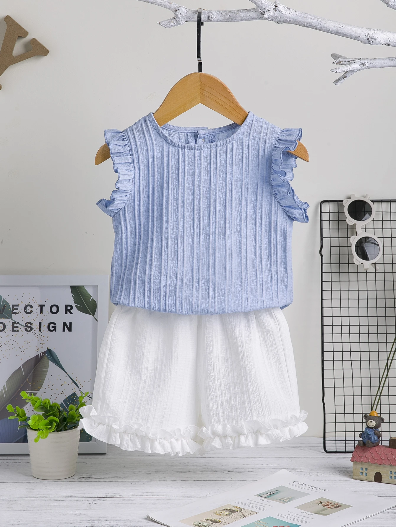 Girls' Spring & Summer New Arrival Sleeveless Flounce Top & Lace Trim Shorts Contrast Color Two-piece Set Fresh Cute Daily