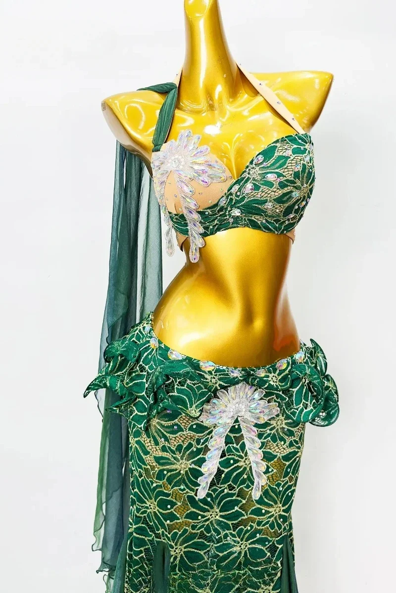 Damen Orientalisches Bauchtanz-Performance-Kostüm-Set mit Pailletten und Quasten aus Polyester-Spandex, M-L, Bühnen-, Party- und Wettbewerbs-Tanzrock-Outfit – Detail 6