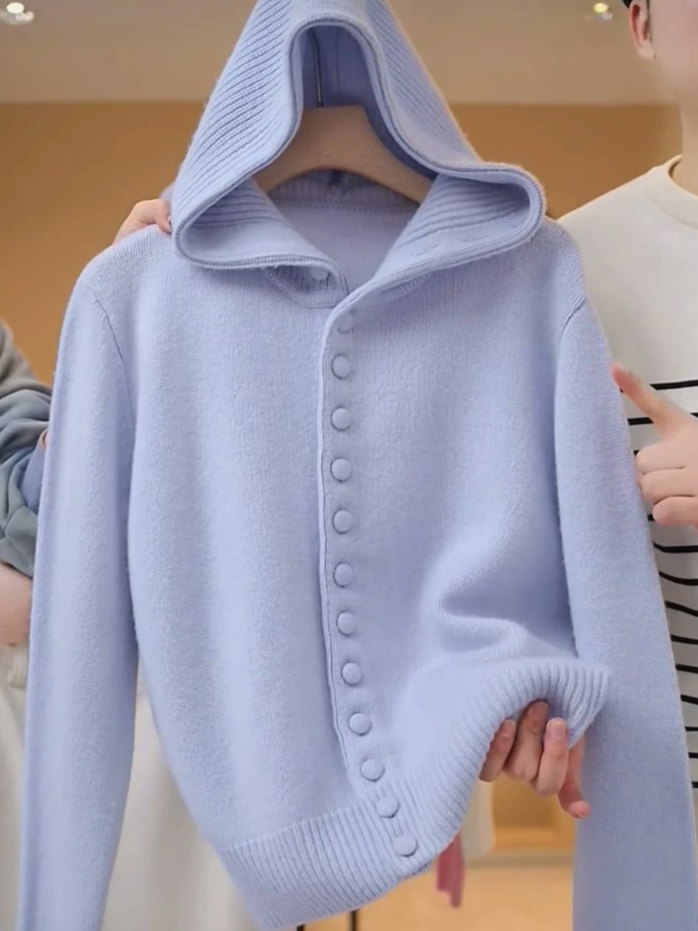 Однотонный вязаный длинный женский свитер на одной пуговице с капюшоном, осенний модный топ, женская одежда