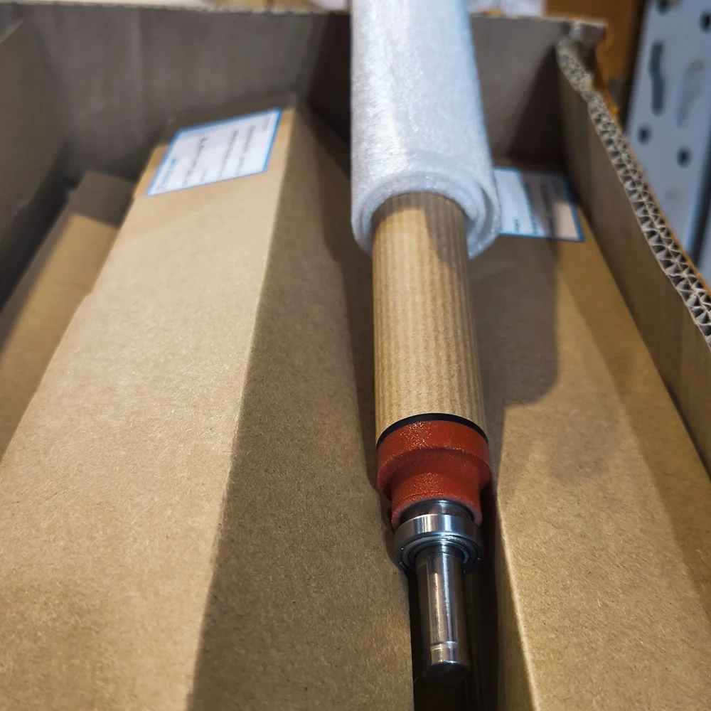 1 قطعة D144-4057 D1444057 أقل فوزر الأسطوانة لريكو MPC 3002 3502 4502 MPC3002 MPC3502 MPC4502 MPC5502 أسطوانة الضغط الأكمام