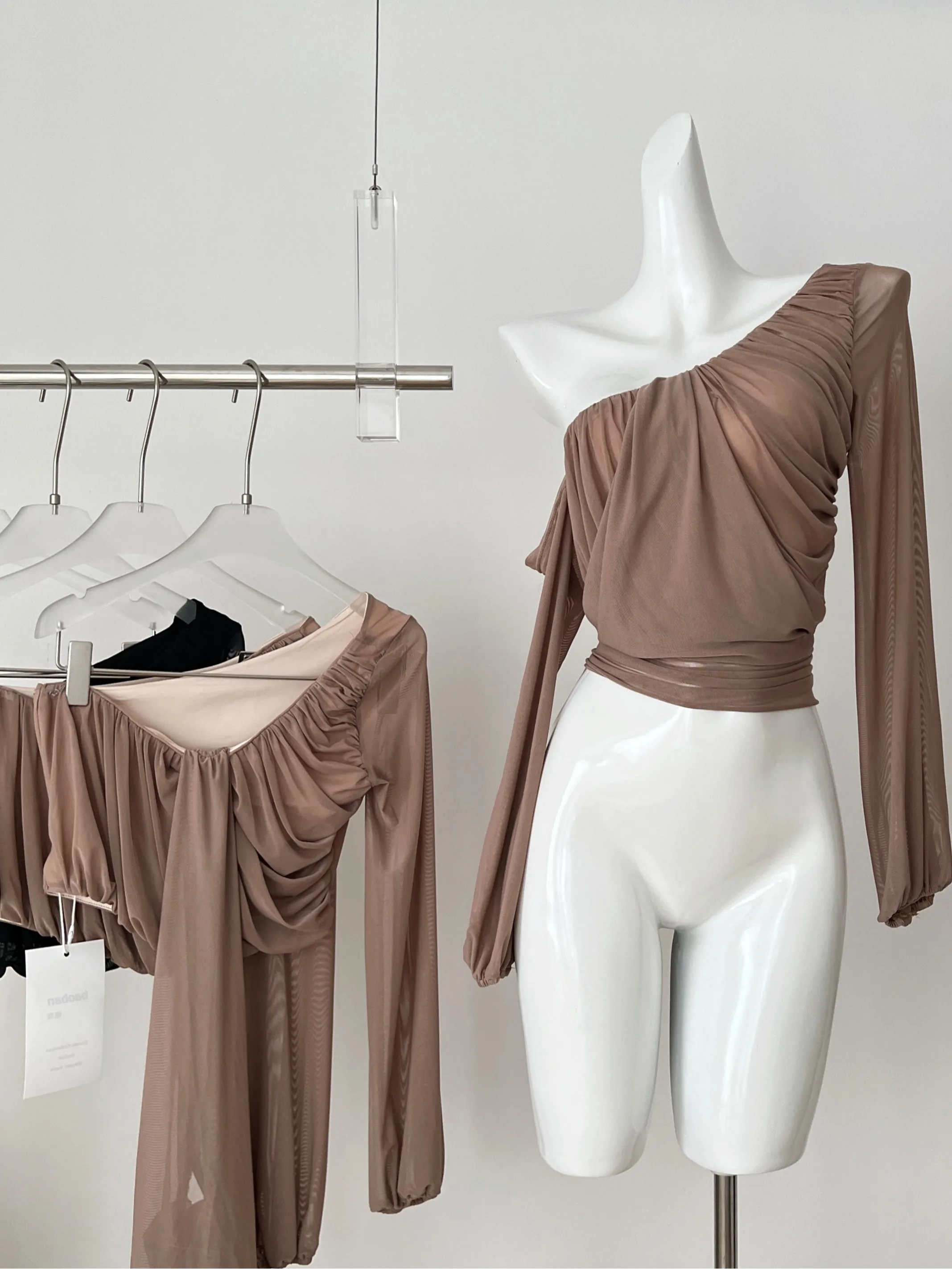 

Slim Fit Sexy Me See tough Long Sve irt Women's Pure Color Polyester Fiber 2025 Autumn Faion Trend oulder Baring