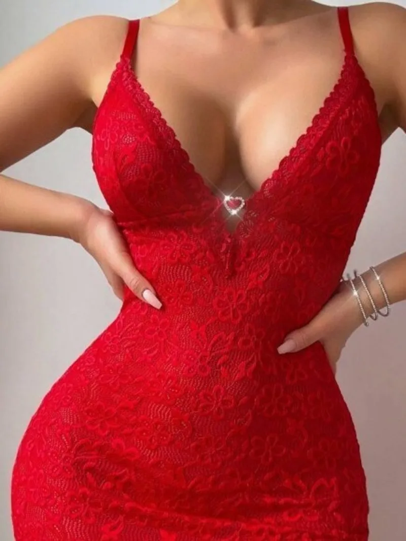 Rot Einfarbig Pure Desire Spitze Hosenträger Sexy Slim Fit Kleid Blume Stickerei Backless Wrap Brust Ärmelloses Kleid Charme KRK8