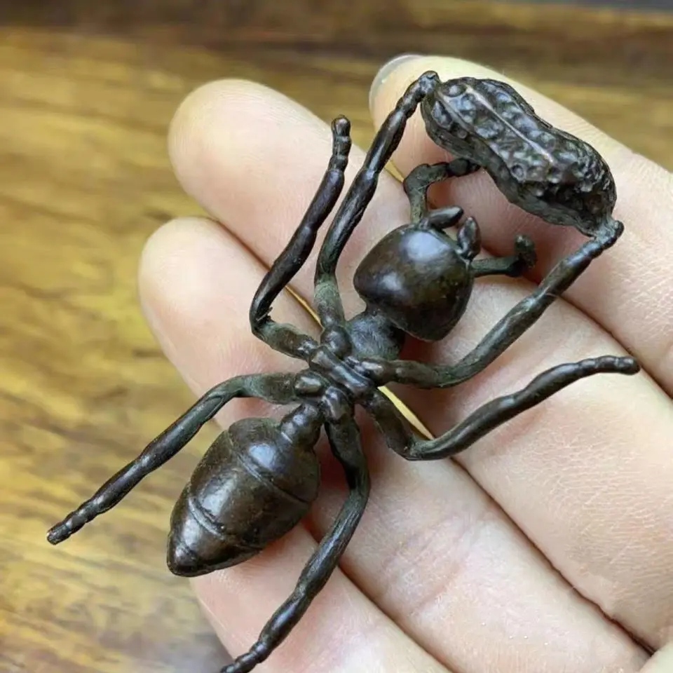Old Tibetan Old Copper Ant Incense Holder Fun Handplay Piece Tea Pet Tea Table Decor Wenwan Collection Desktop Ornament
