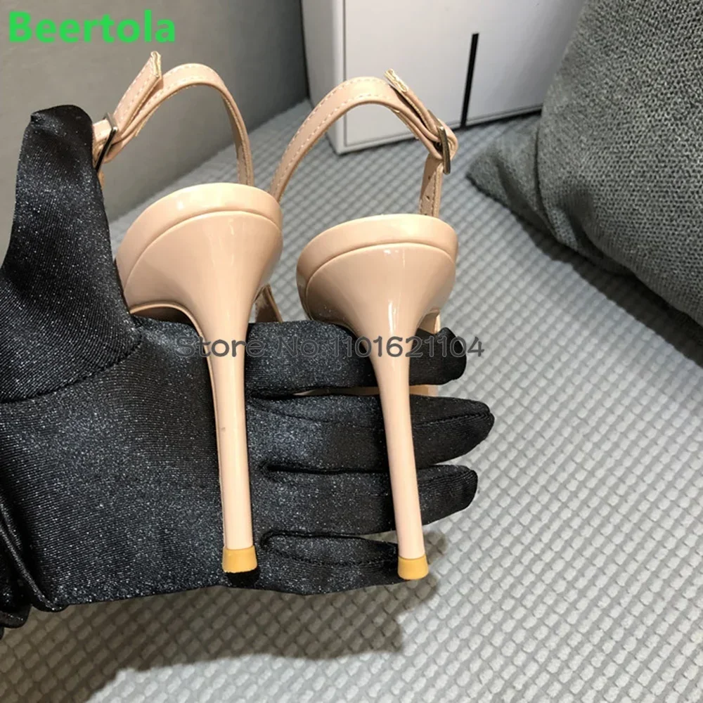 براءات الاختراع والجلود أشار تو مضخات فاخرة للإناث النساء 2025 جديد اللؤلؤ Slingback رقيقة عالية الكعب مشبك حزام أحذية أنيقة
