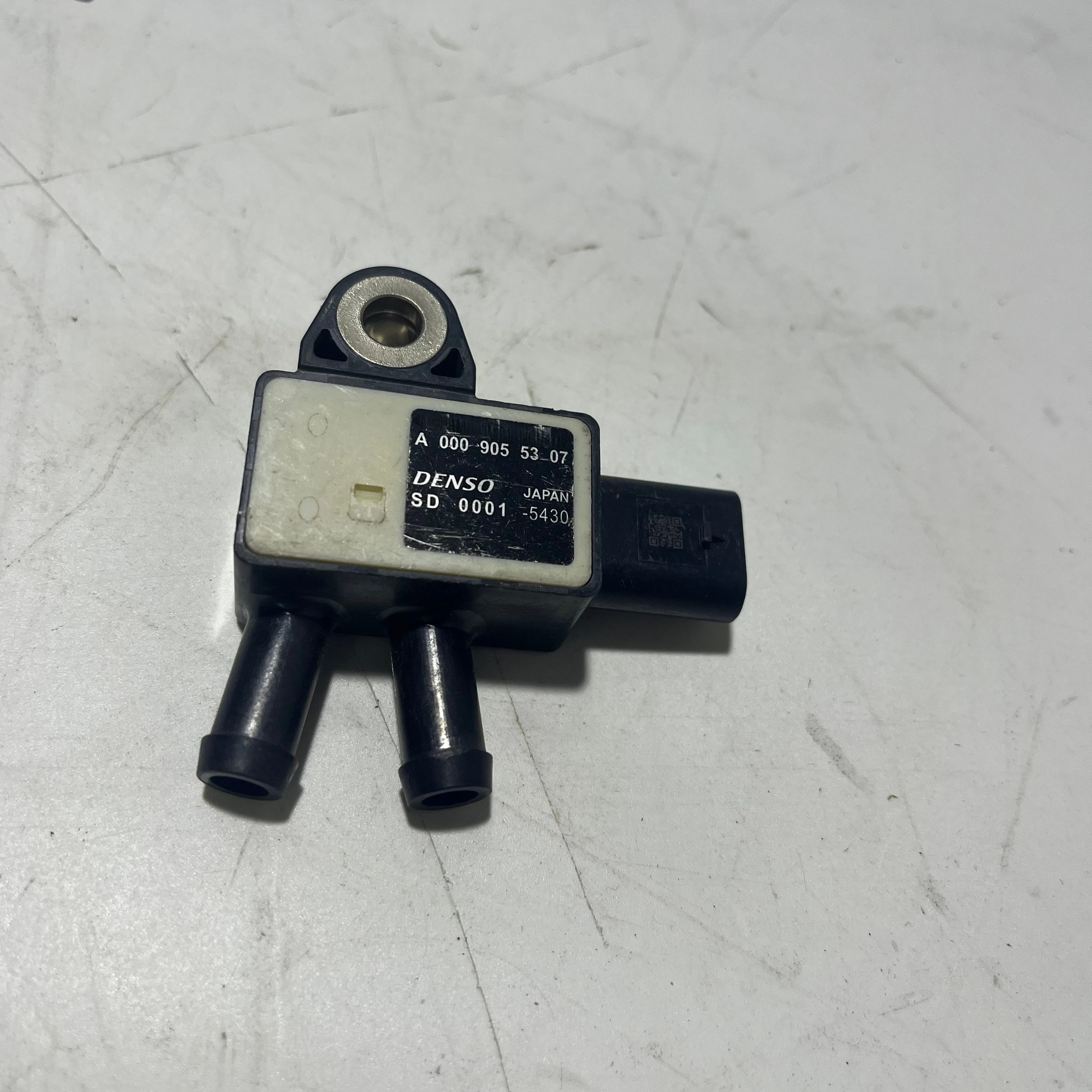 New Genuine Pressure Differential Sensor A0009055307 For Mercedes-Benz A/B/C/E/S/V-CLASS CLA GLB GLC GLE GLS CLS SPRINTER VITO