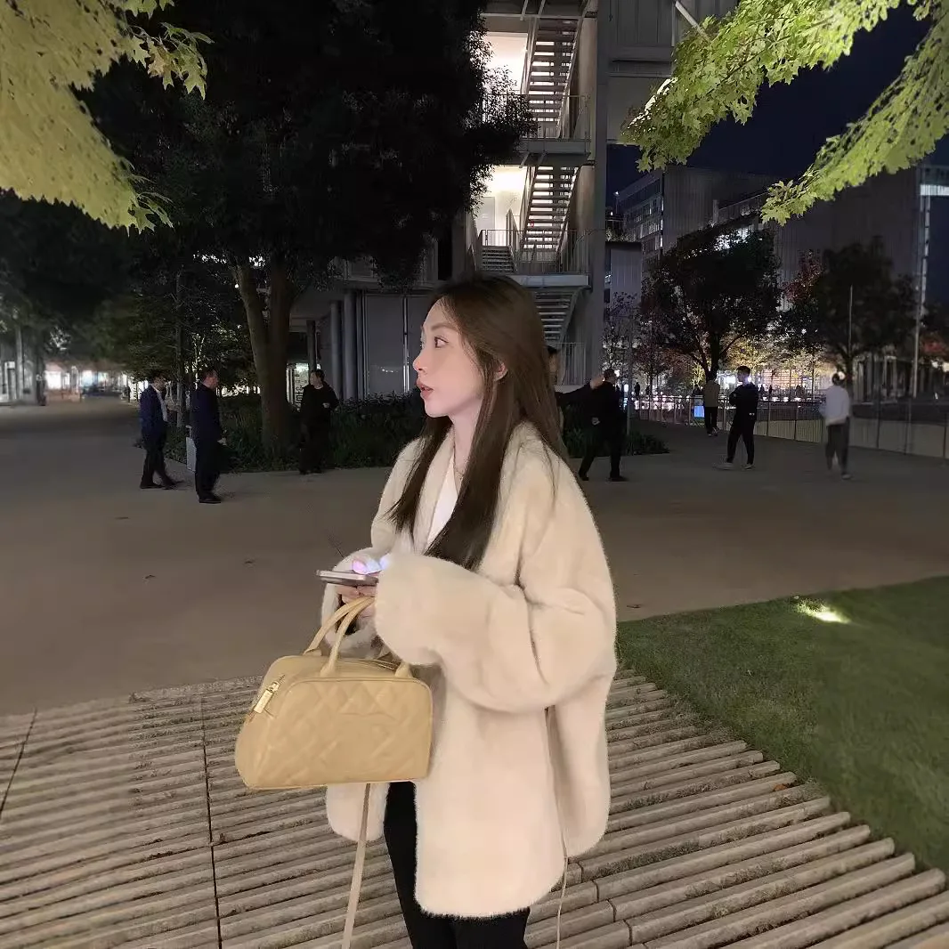 Warm Small Bathrobe~ Lazy Fluffy European Mink Fur Environmentally Friendly Fur Autumn and Winter Women's Jacket Medium and Long