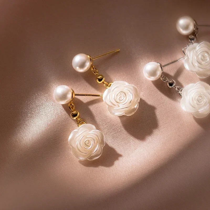 Minar Fashion White Color Natural Shell Camellia Flower Freshwater Pearl Pendant Drop Earrings for Women Girls Birthday Gifts - view 3