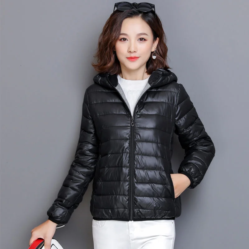 Natural Down Jacket Woman Lightweight Padded Puffer Women's Jackets Winter 2024 Trend Hit New Feather Sale Ultra Light Duck Coat