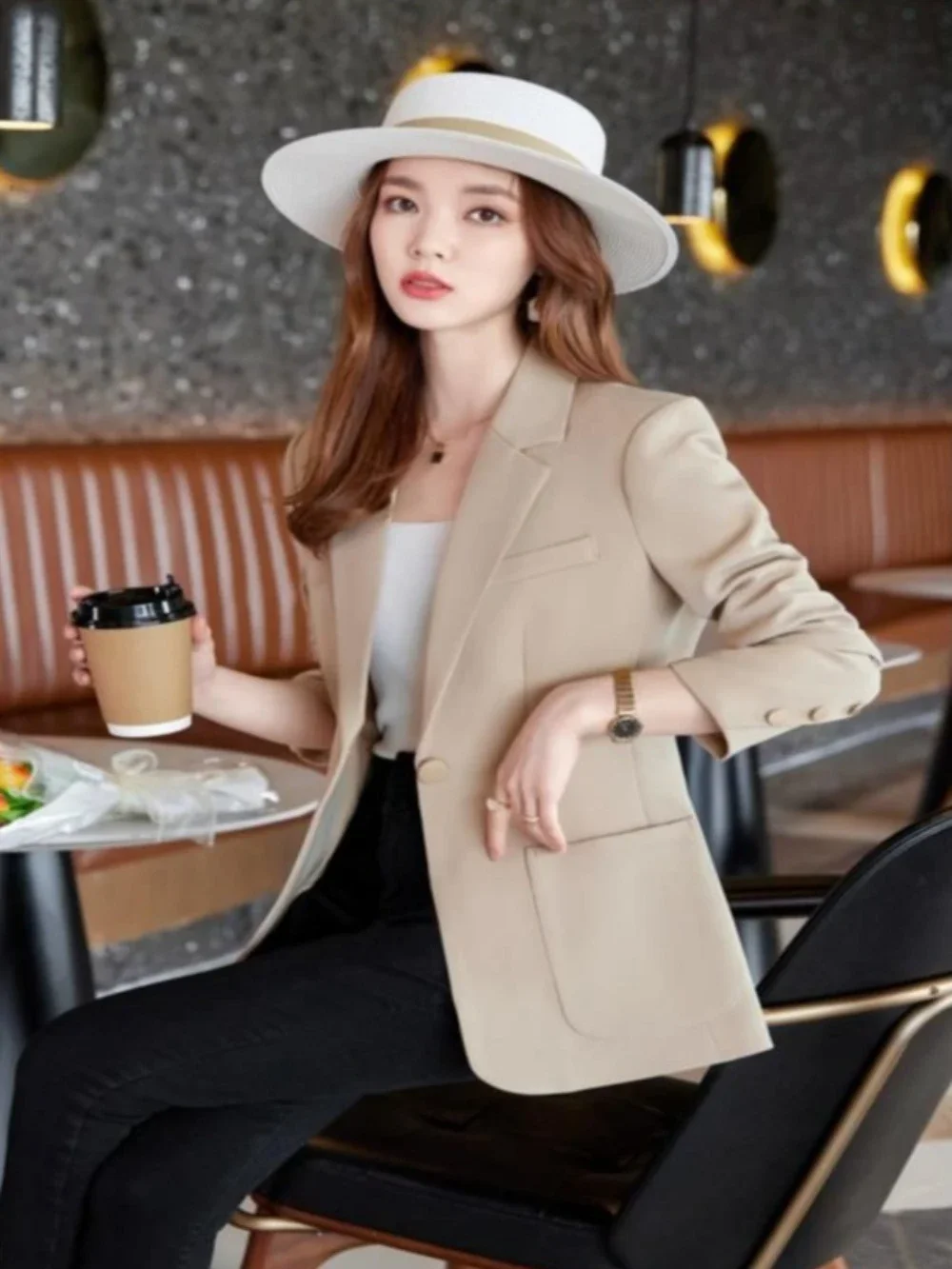 Blazer Dames Slanke magere bovenkleding Kantoorkleding Professionele outfits Jas Lente Herfst Elegante en jeugdige uitverkoopjassen voor dames