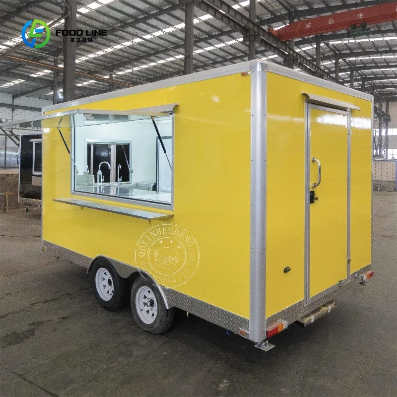 Ice Cream and Snacks Mobile  Food Truck Equipped with Refrigerator and Fryer