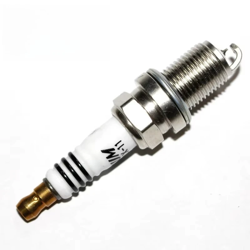 

China manufactured 5424 BKR5EIX-11 BKR4E-11 90919-01240 Auto Engine Iridium Spark Plug for Toyota Land Cruiser PRADO Spark Plugs