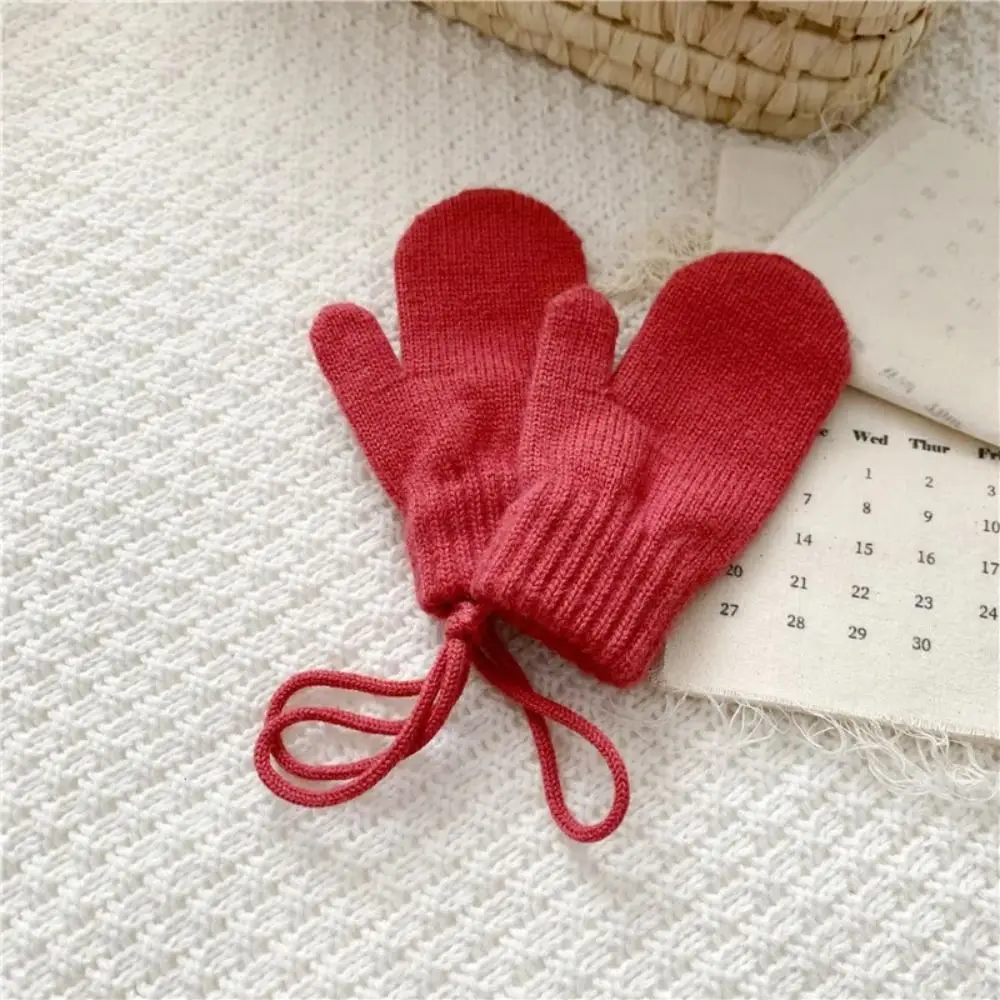 New Baby Gloves Winter Mittens Children Full Finger Gloves for 1-3Y Kids Hanging Neck Warm Gloves Newborn Baby Accessories