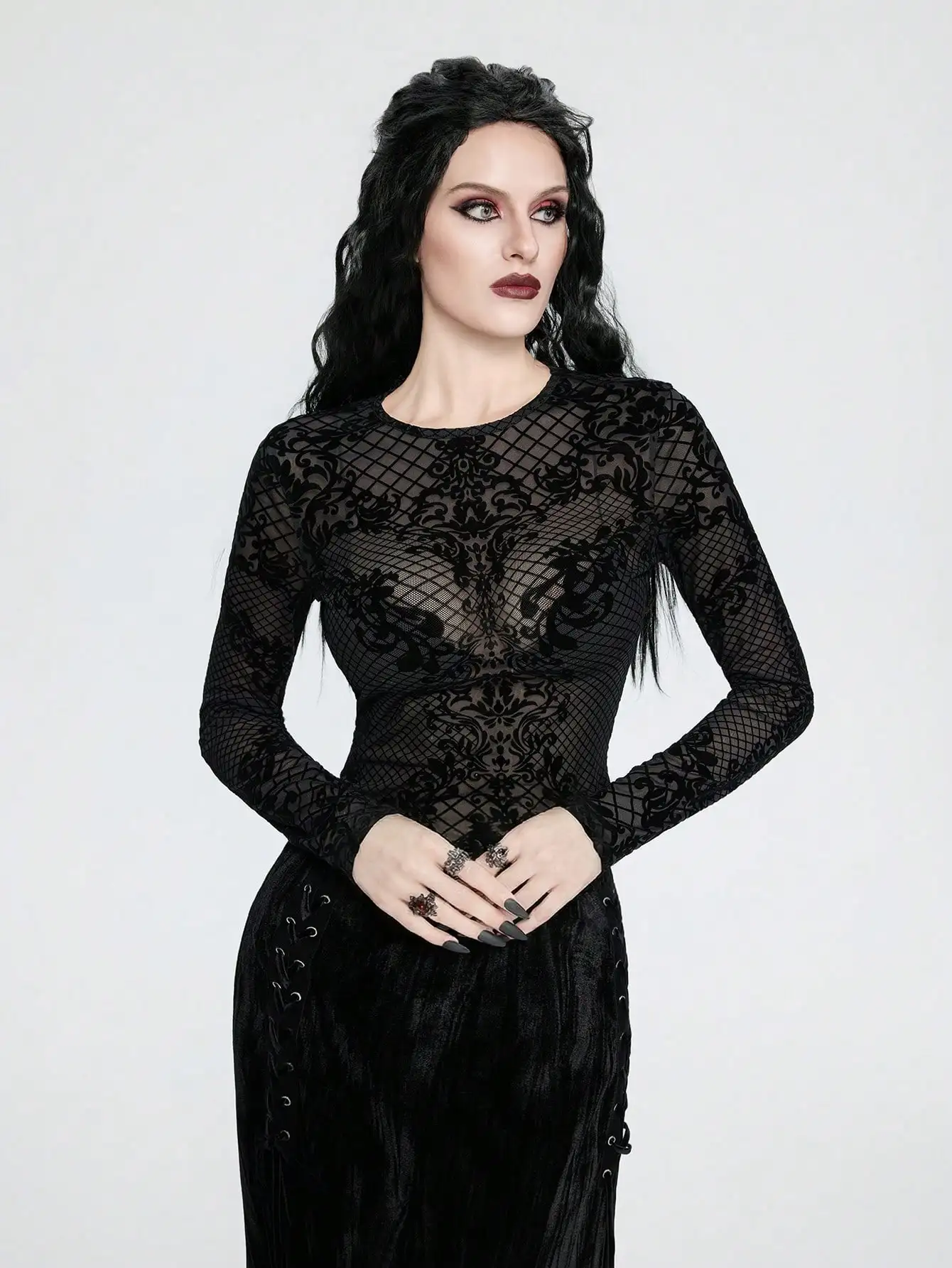 

Черный готический кружевной сетчатый топ с длинными рукавами и цветочным узором