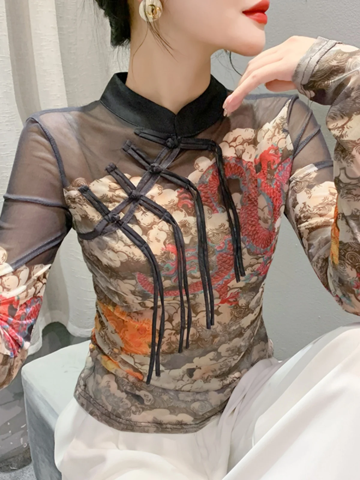 Ele Long Sve Me T-irt レディース ファッション 春服 着痩せ 多用途 ボタンアップ ベースレイヤー irt 中国製 Sle