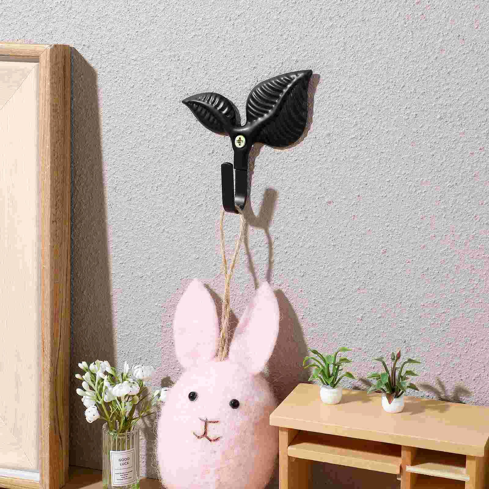 Decorative Wall Hooks Outdoor Towel Rack Mounted Coat Hanger Heavy Duty Cast Iron Office