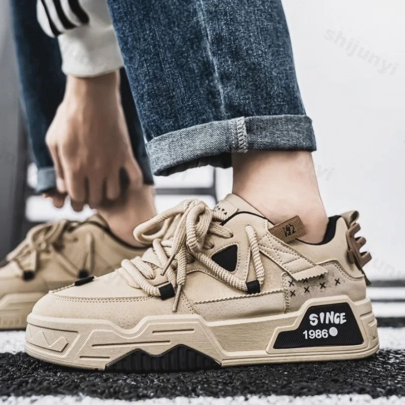 

2025 Spring Men's Casual Sports Shoes New Fashion Trend Low Top Shoes Comfortable Versatile Thick Soled Lace Up Chunky sneakers