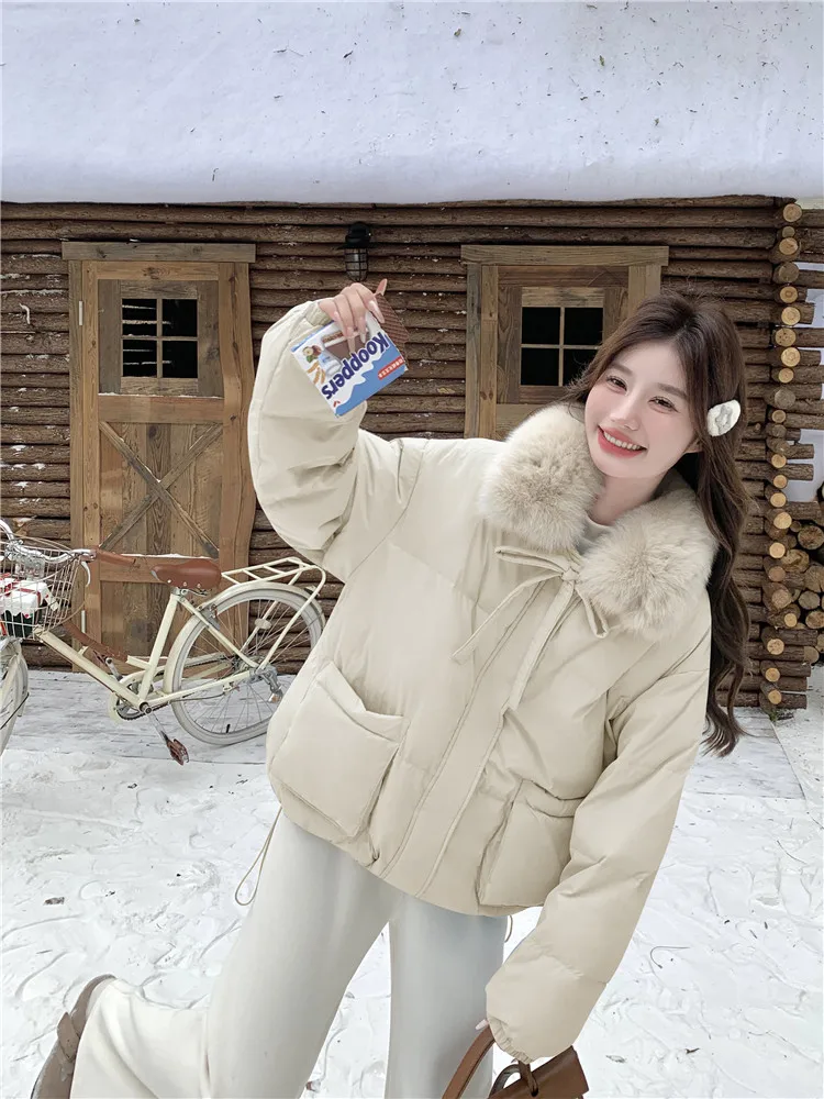 ブルーのレディースダウンジャケット、大きなファー襟付き、ダウン入りコート、冬用、韓国風、超美品、小さいサイズ