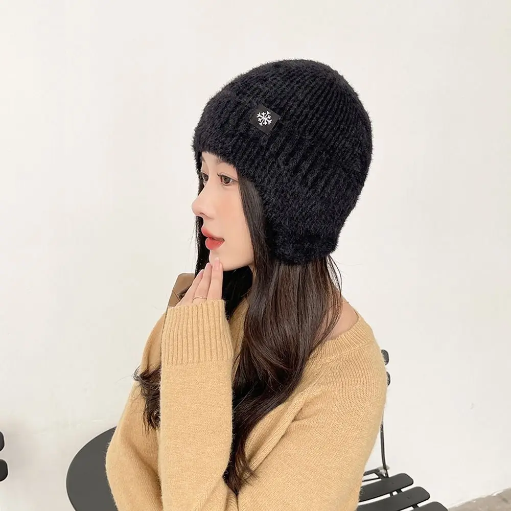 Outdoors Knitted Winter Flower Windbreak Snowflake Korean Beanies Hats Hat With Earflaps Women Bomber Hats Ear Muff Caps