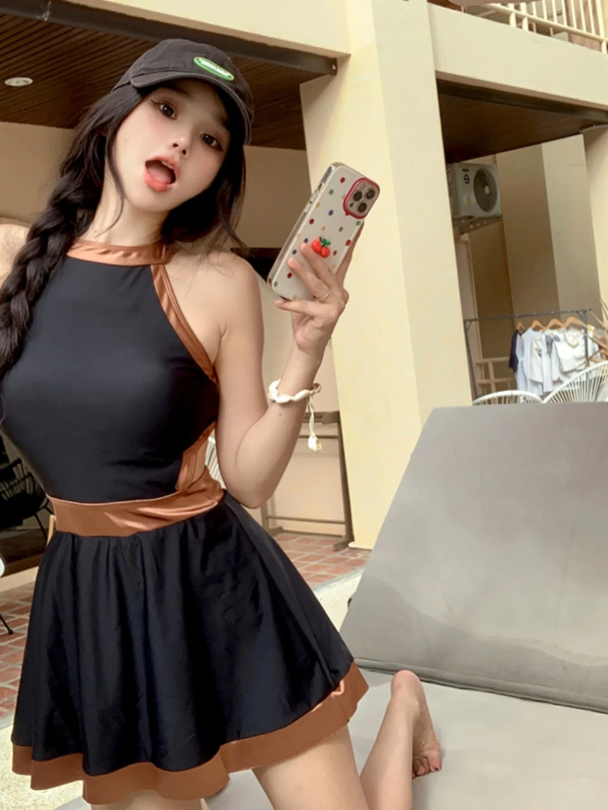 

Новый женский слитный купальник 2024 года для термальных источников, корректирующий фигуру, скрывающий живот, с эффектом высокого класса, повседневный, без рукавов