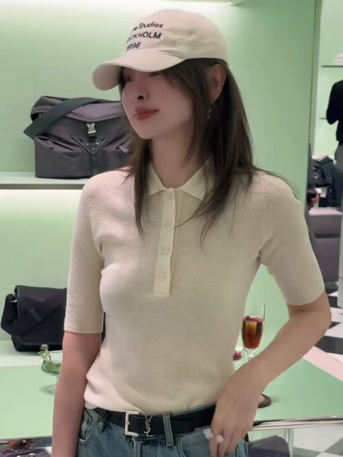 

Новинка осени 2025: мужская футболка из пряжи Янцзи с рисунком человека, стандартный крой, другие материалы, 100% женская футболка